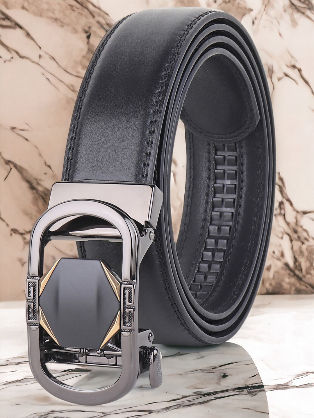 

INVICTUS Men Leather Belt, Black