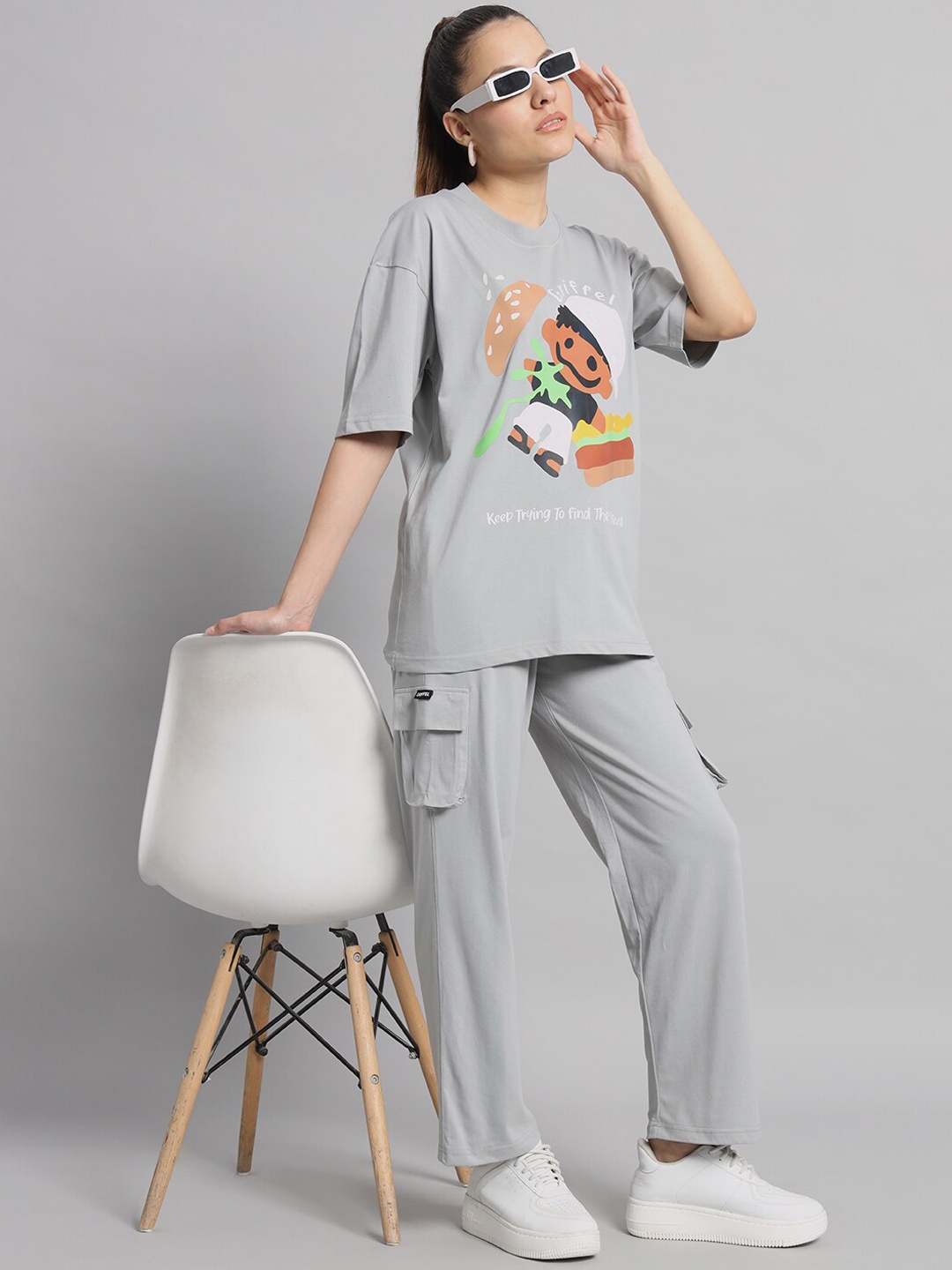 

GRIFFEL Graphic Printed Pure Cotton Oversized T-shirt & Trousers, Grey
