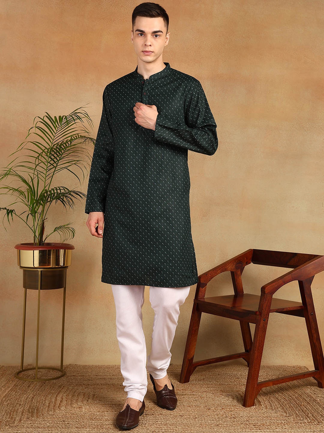 

Anouk Abstract Woven Design Thread Work Empire A-Line Kurta, Green