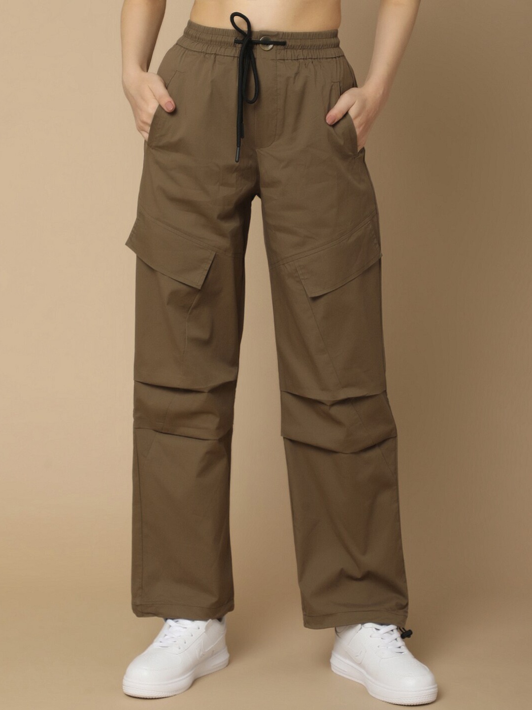 

V-Mart Women Parachute Trousers, Brown