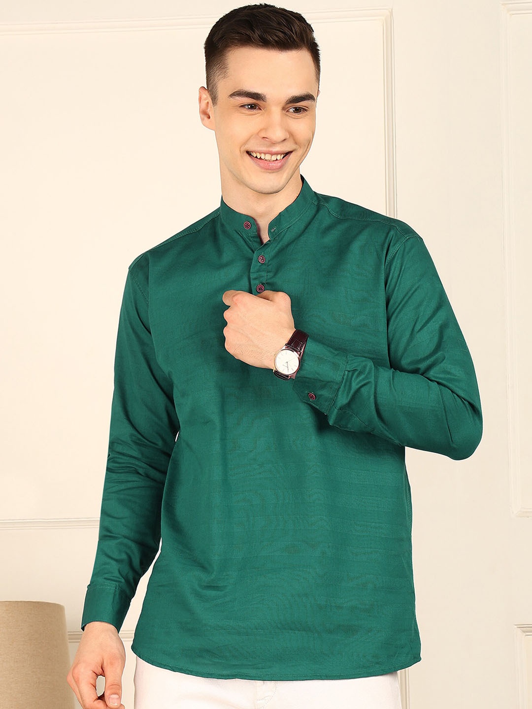 

FUBAR Thread Work Mandarin Collar Straight Kurta, Green