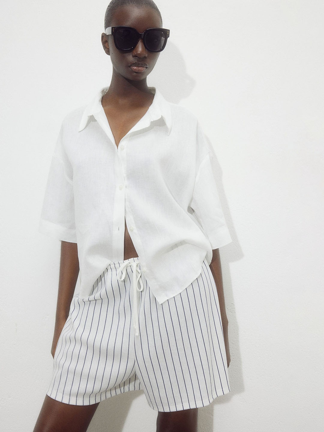 

H&M Women Pull-On Shorts, White