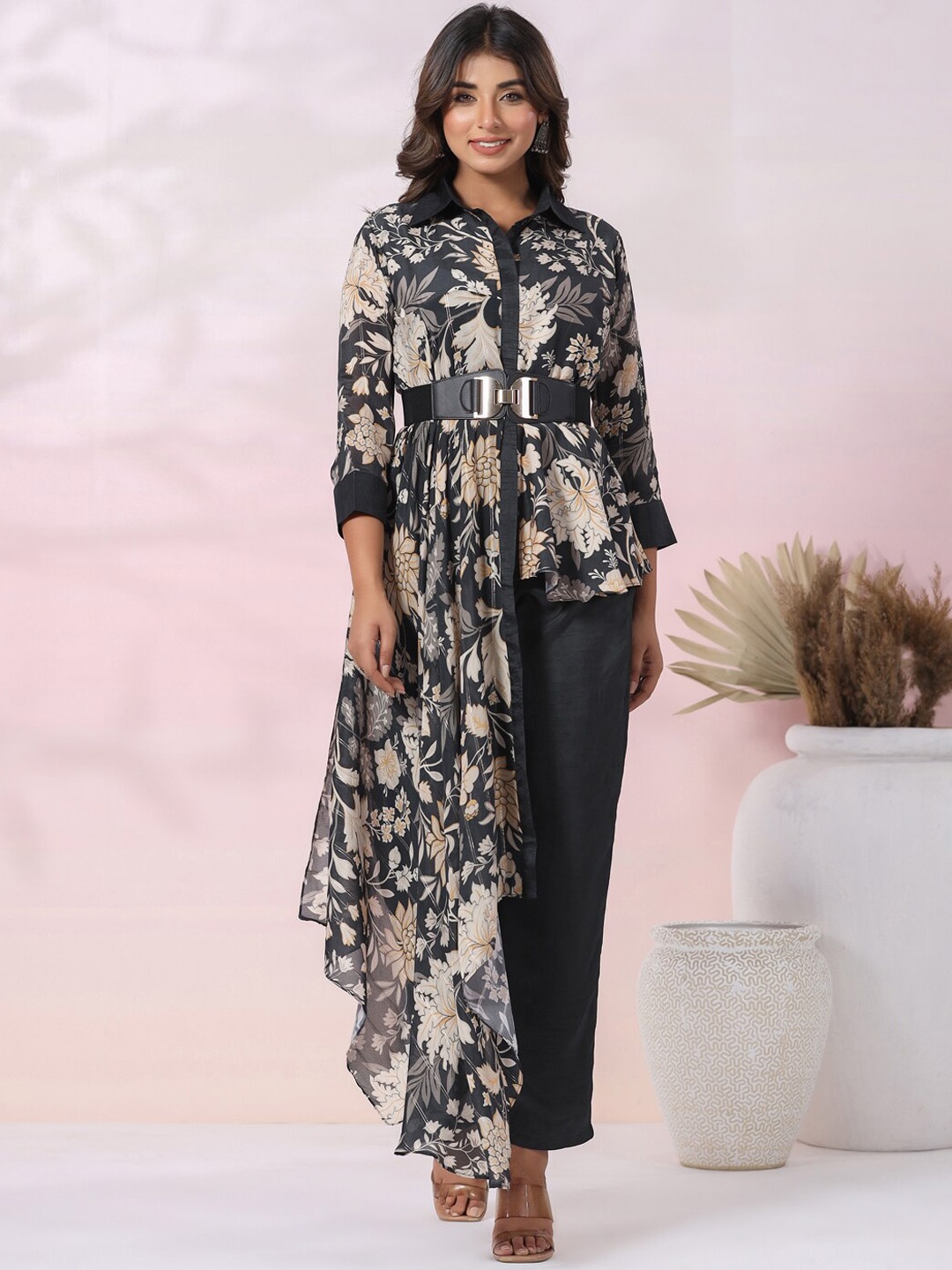 

Envy Me by FASHOR Floral Printed Empire Beads and Stones Top With Trousers, Black