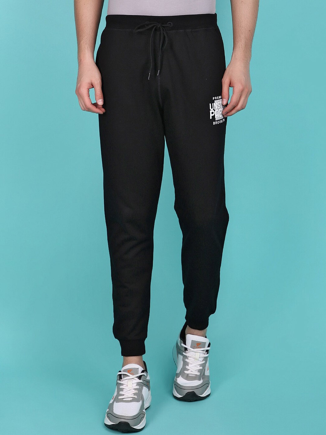 

V-Mart Men Mid Rise Cotton Joggers, Black