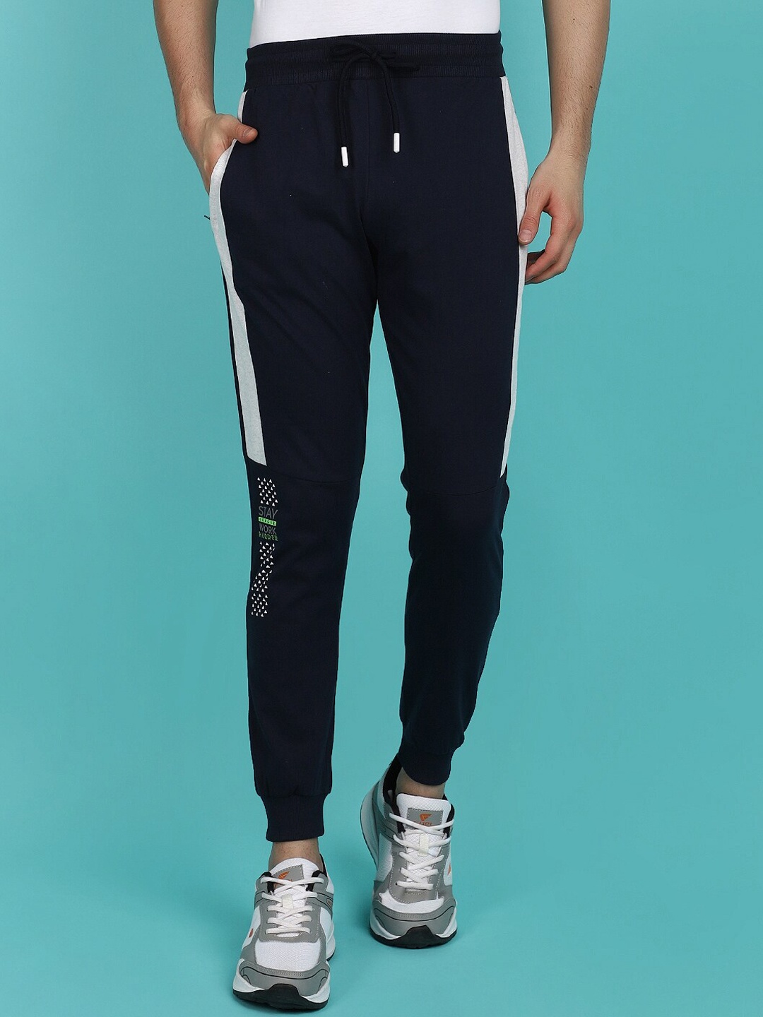 

V-Mart Men Mid Rise Track Pant, Blue