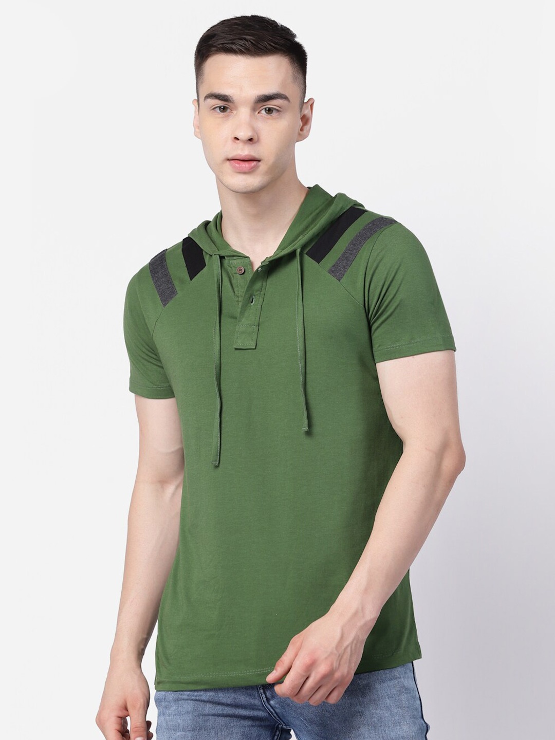 

Kalt Short Sleeves Hooded T-shirt, Olive