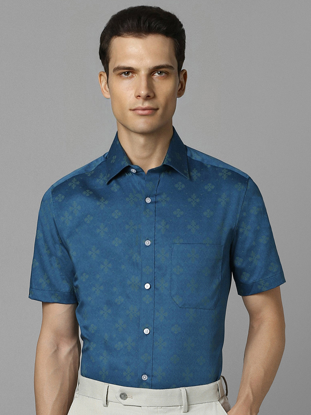 

Louis Philippe Classic Ethnic Motifs Printed Cotton Formal Shirt, Blue