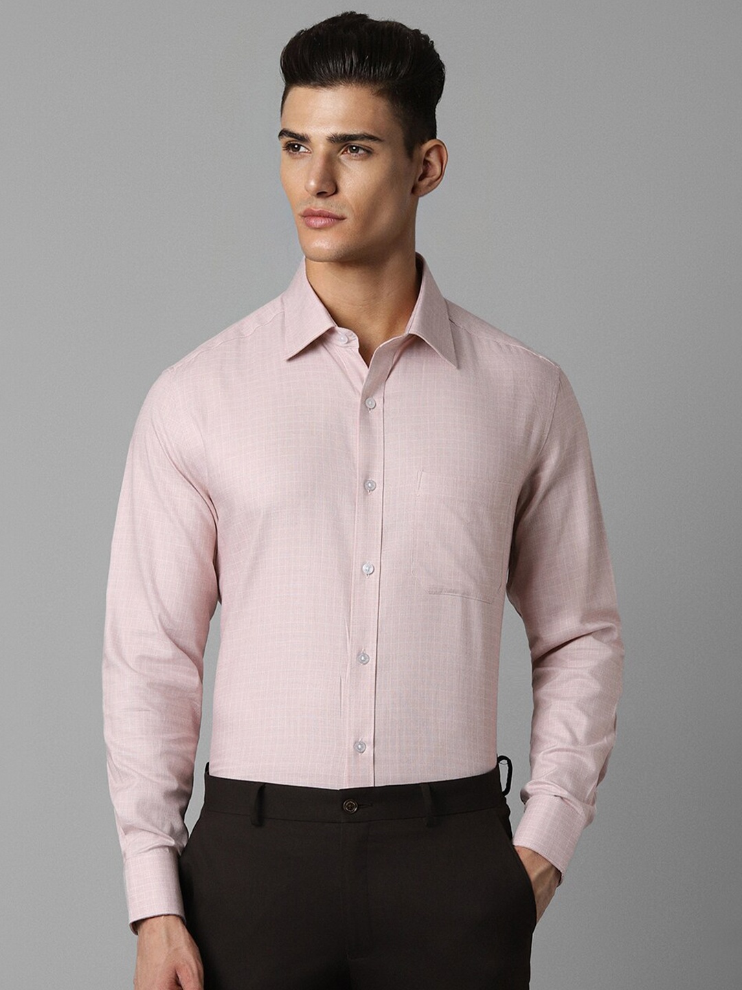 

Louis Philippe Textured Spread Collar Cotton Formal Shirt, Peach