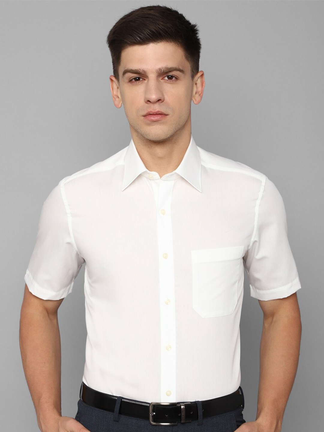 

Louis Philippe Spread Collar Short Sleeves Cotton Formal Shirt, White