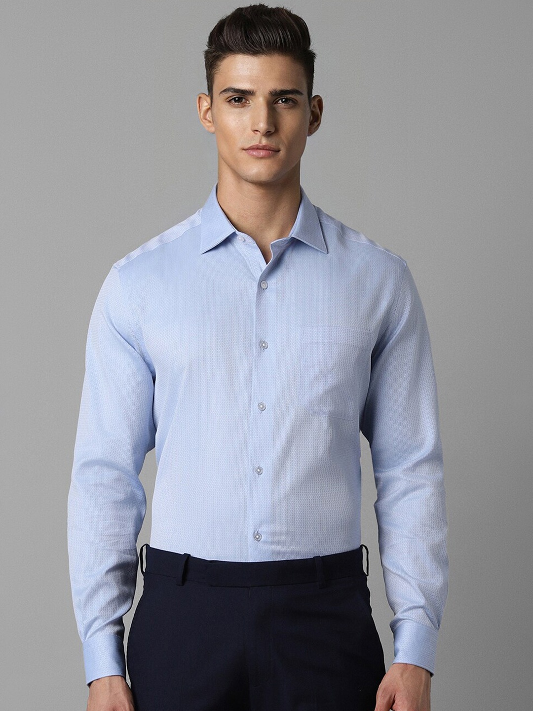 

Louis Philippe Spread Collar Long Sleeves Cotton Formal Shirt, Blue