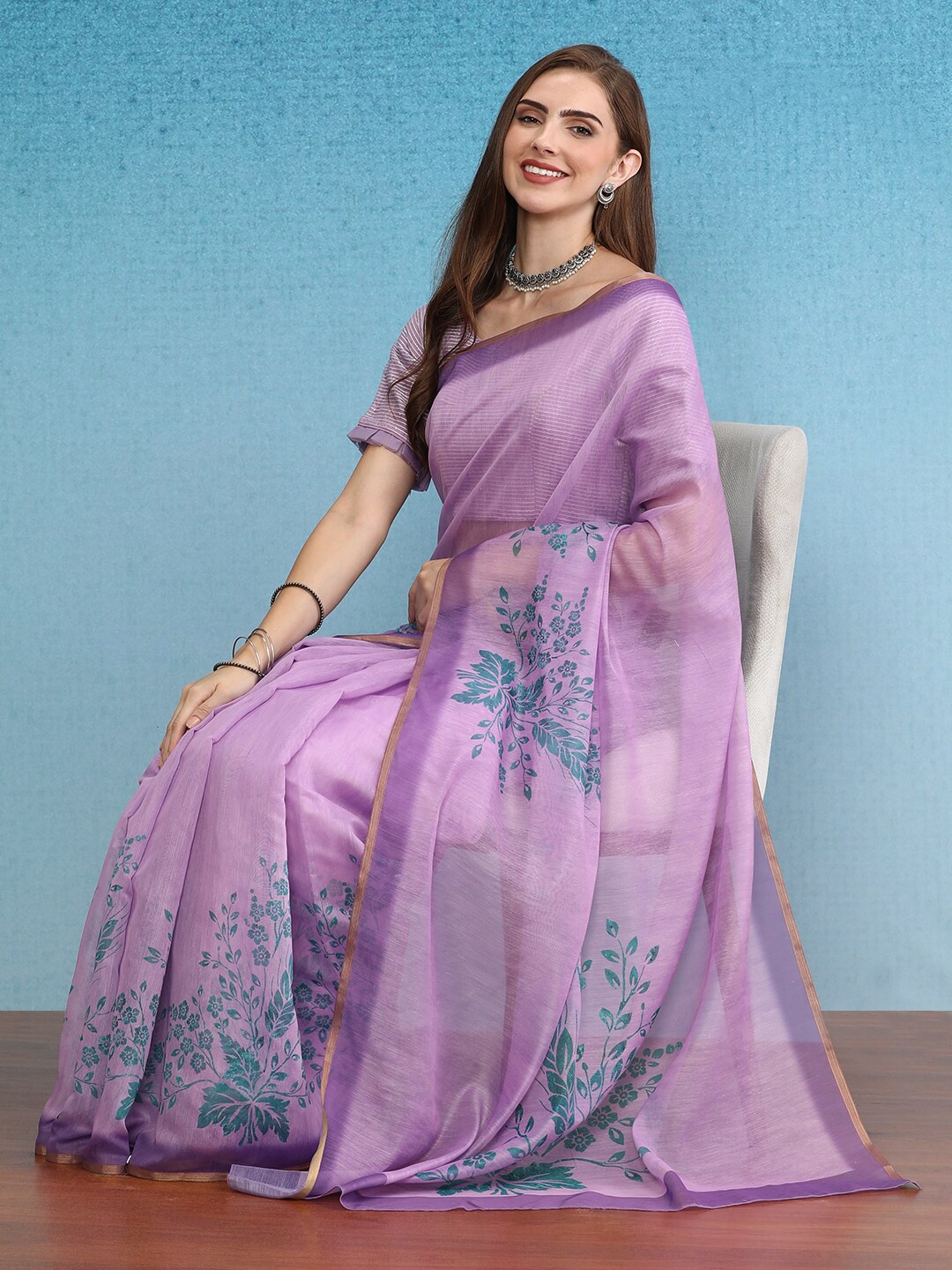 

Silk Land Floral Printed Zari Chanderi Saree, Purple