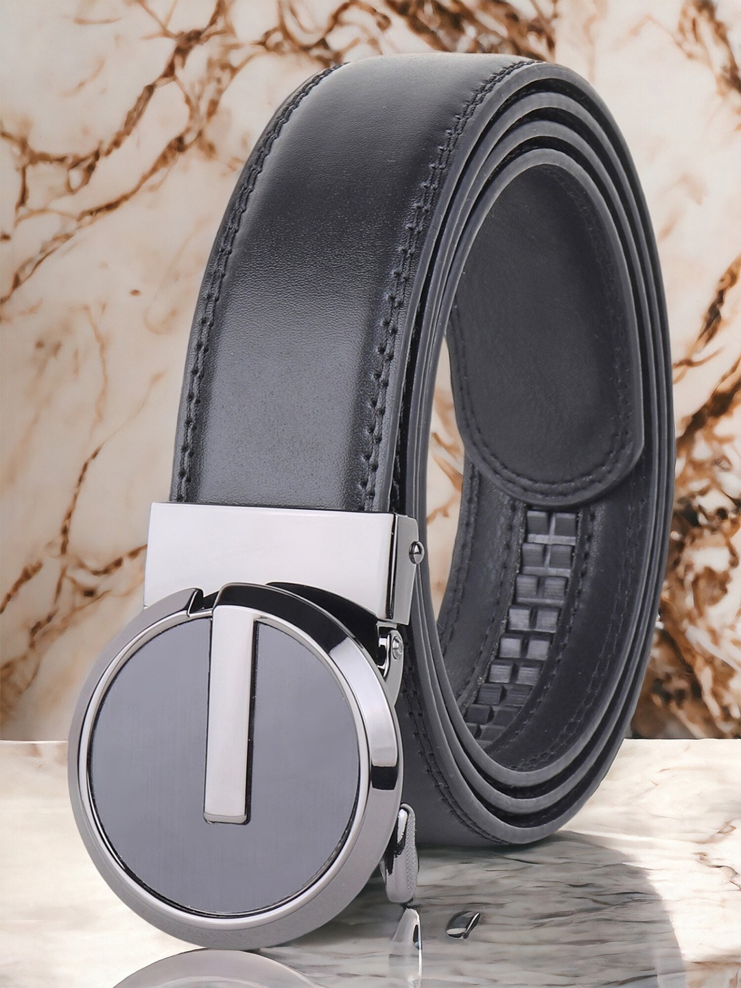 

INVICTUS Men Leather Belt, Black