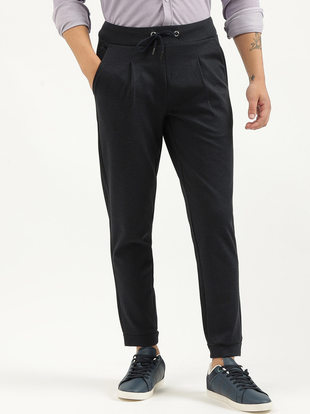 

United Colors of Benetton Men Mid-Rise Slim Fit Joggers Trouser, Black