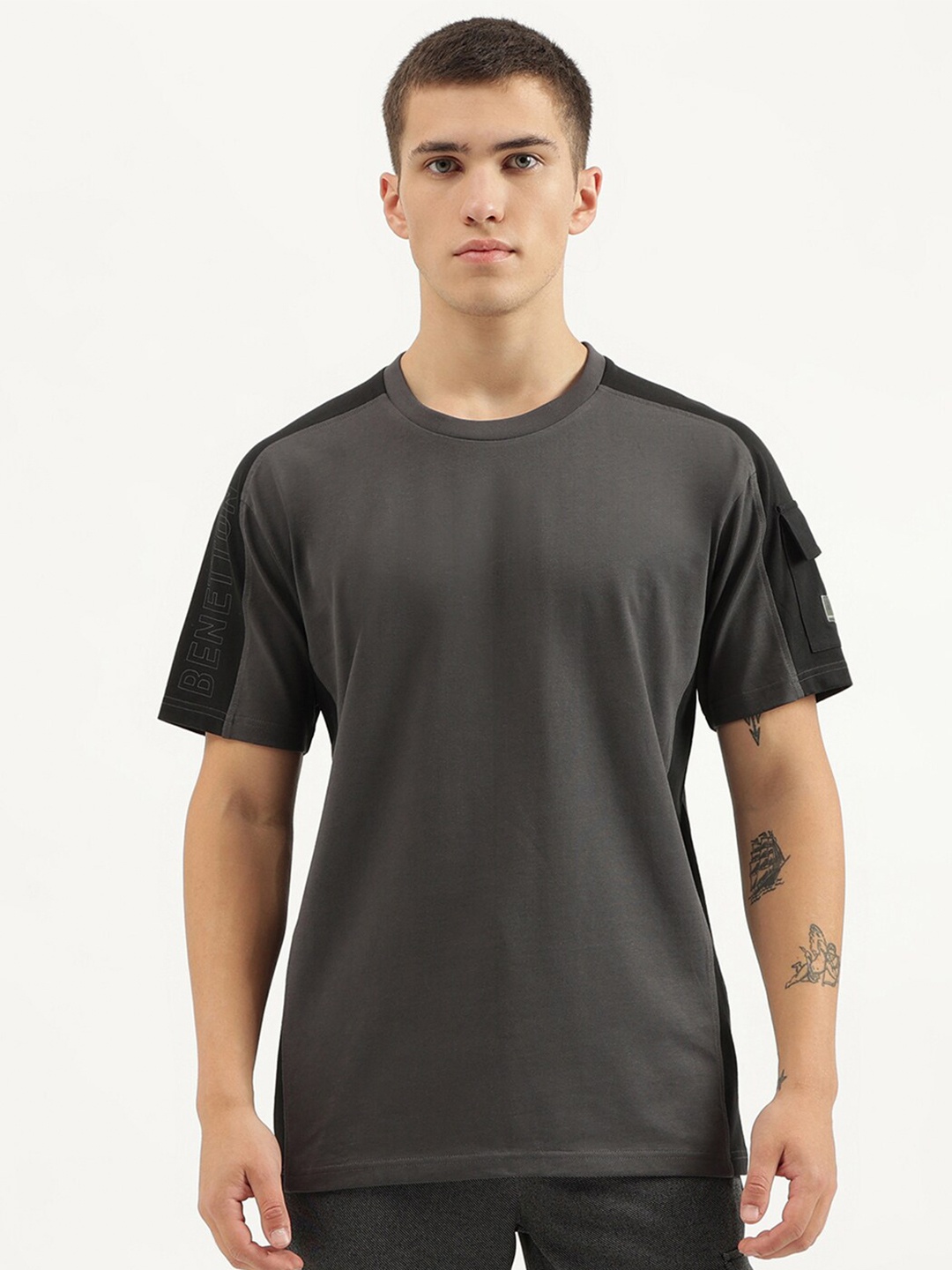 

United Colors of Benetton Pure Cotton Boxy T-shirt, Grey