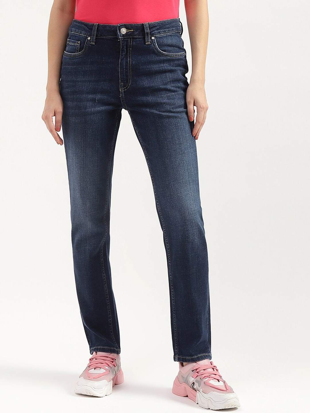 

United Colors of Benetton Women Slim Fit High-Rise Heavy Fade Jeans, Blue