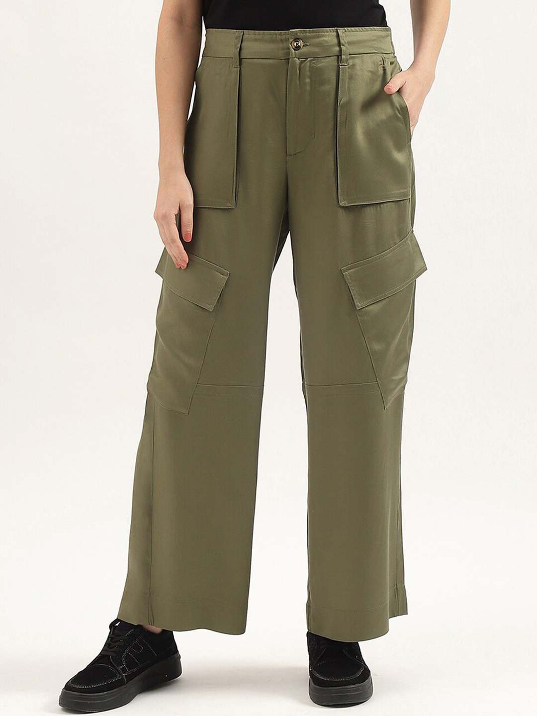 United Colors of Benetton Women Mid-Rise Cotton Cargos Trouser, Green
