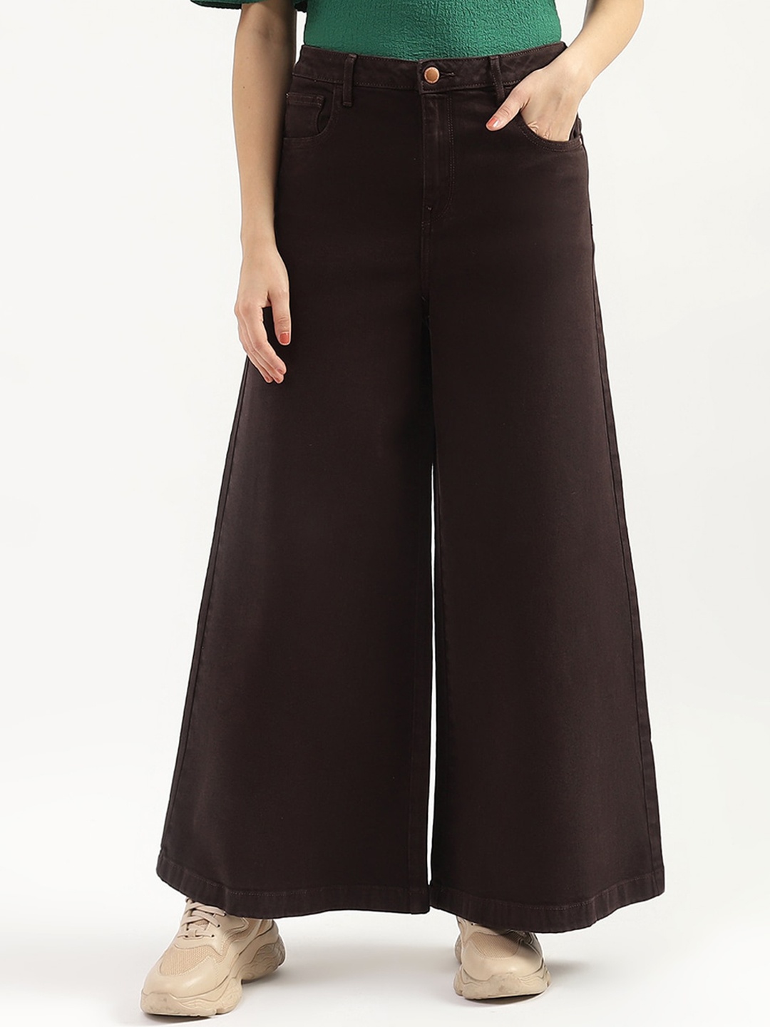 

United Colors of Benetton Women Flared High-Rise Parallel Trouser, Brown