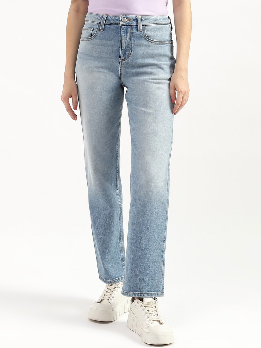 

United Colors of Benetton Women Straight Fit Heavy Fade Jeans, Blue