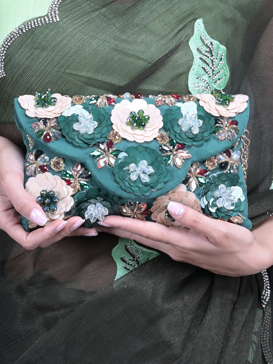 

ODETTE Embroidered Envelope Clutch, Green