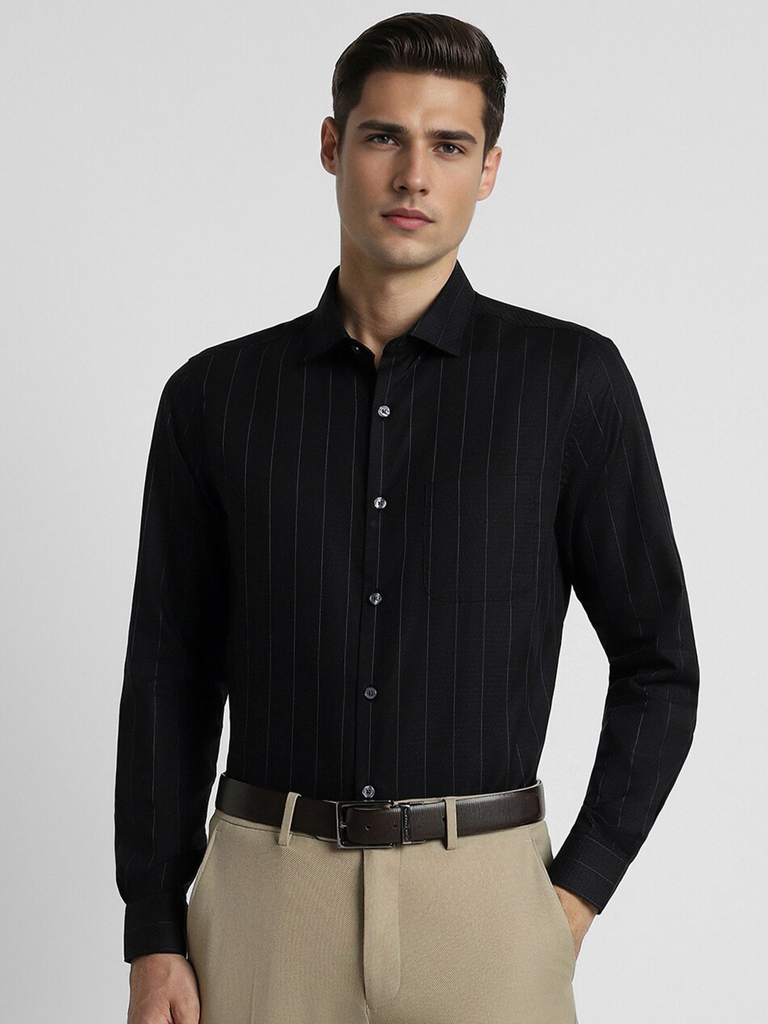 

Peter England Elite Slim Fit Spread Collar Checked Cotton Formal Shirt, Black