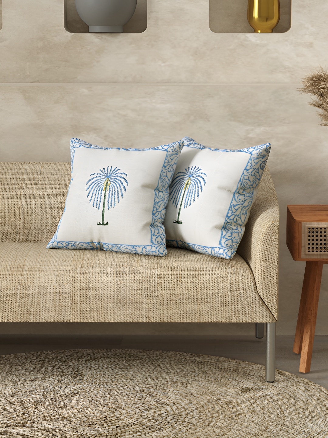 

LIVING ROOTS White & Blue 2 Pieces Floral Cotton Square Cushion Covers