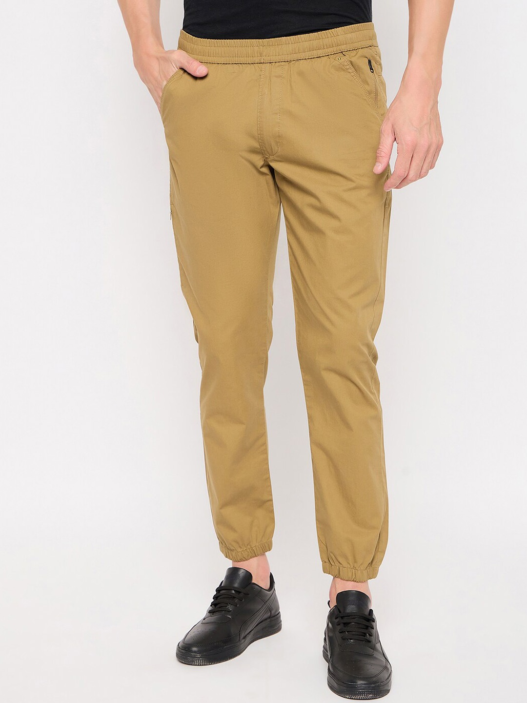 

Okane Men Cotton Mid Rise Track Pants, Copper