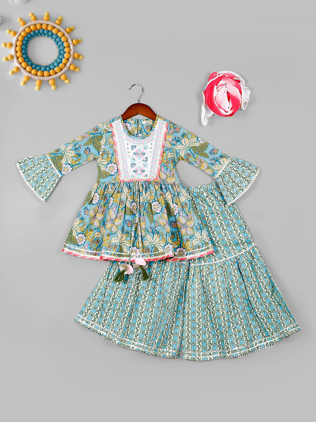 

BAESD Girls Round Neck Flared Sleeves Floral Printed Empire Kurta with Sharara & Dupatta, Green