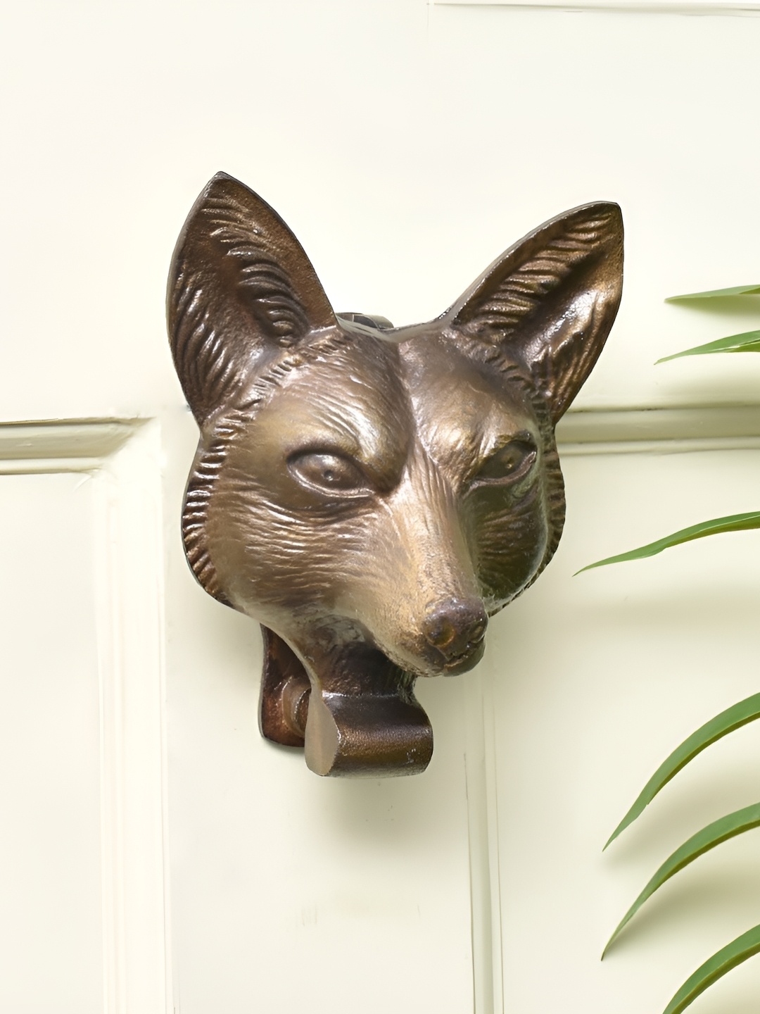 

Indianshelf Beige Fox Face Door Knockers