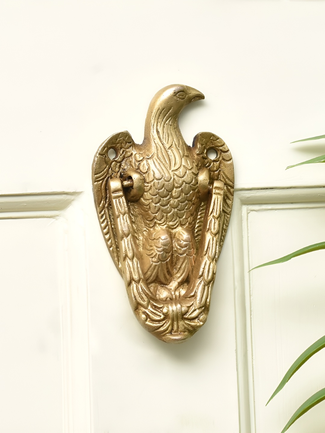 

Indianshelf Beige Eagle Door Knocker