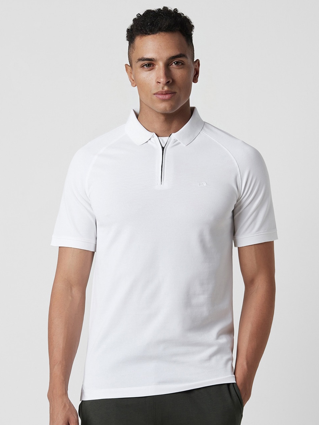 

Peter England Polo Collar Short Sleeves Cotton T-shirt, White