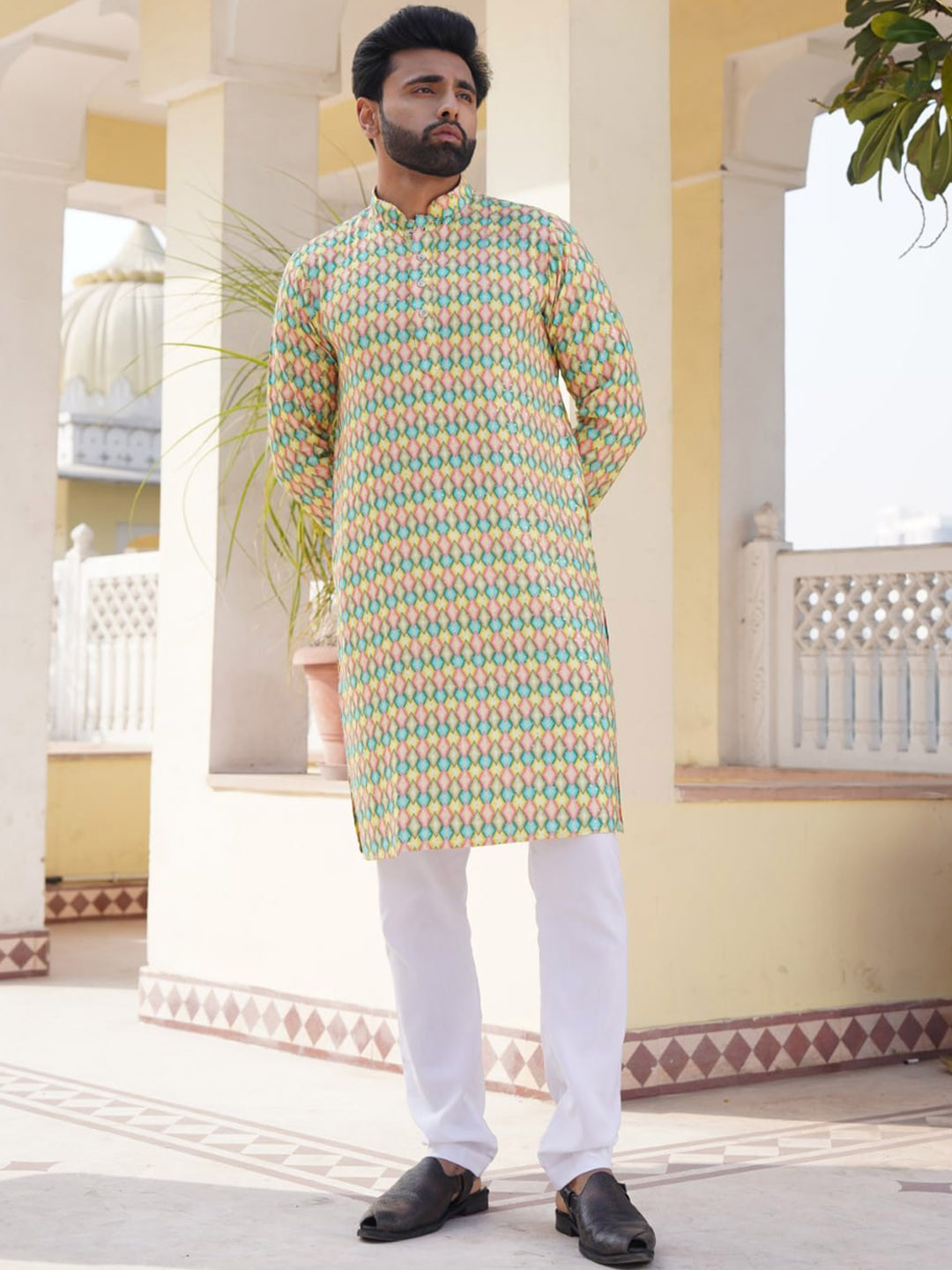 

Aanys Culture Geometric Printed Mandarin Collar Full Sleeves Kurta, Lime green