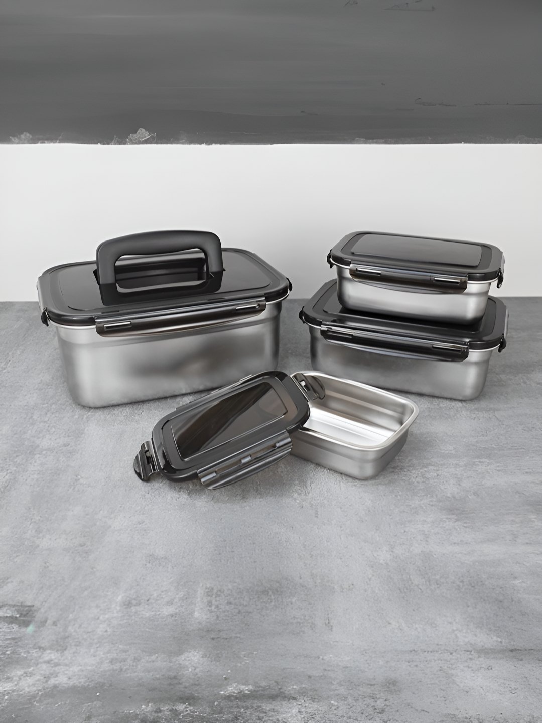 

UMAI Grey 4-pcs Stainless Steel Kitchen Containers With Lid