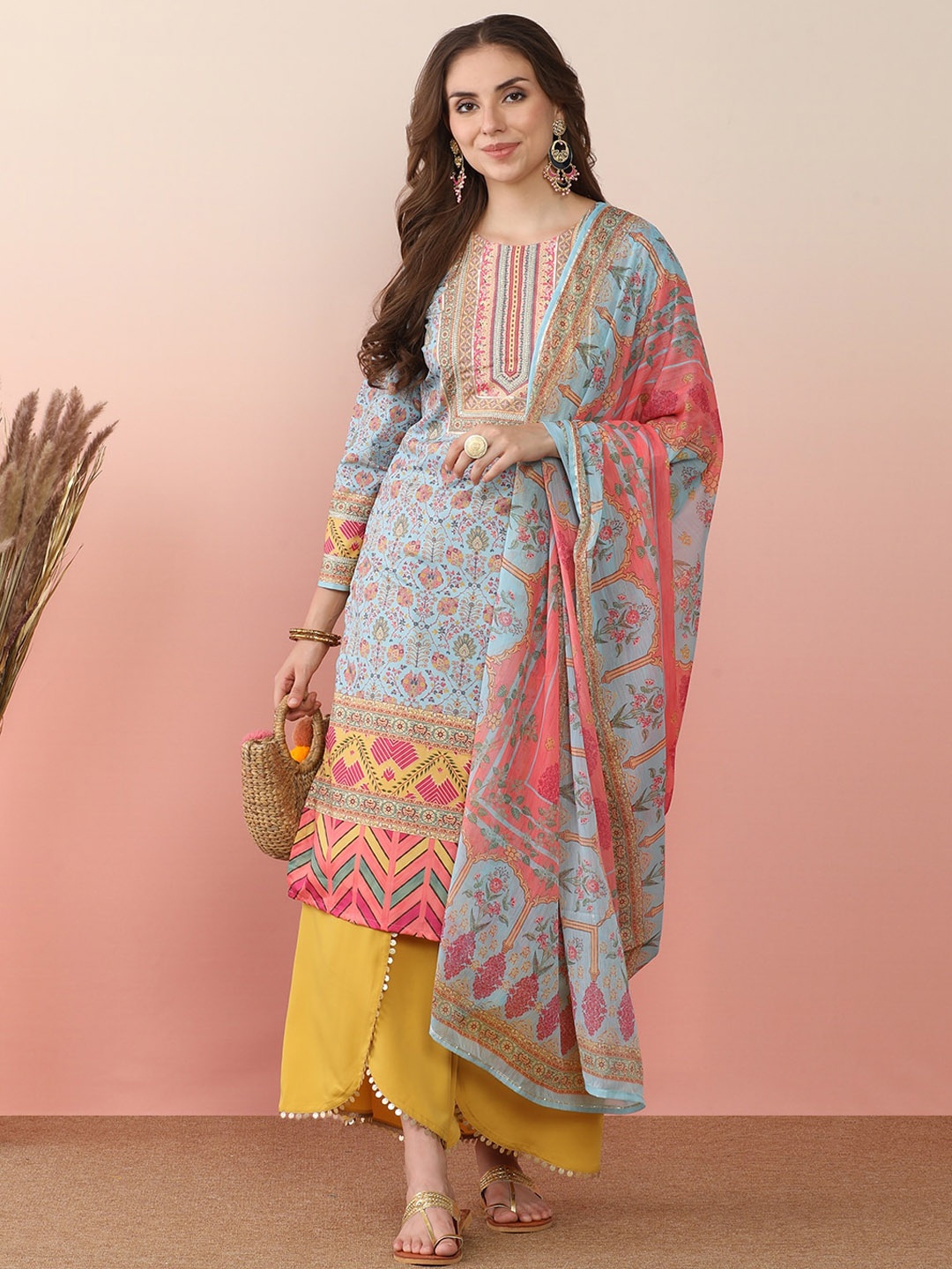 

Ahalyaa Ethnic Motifs Printed Regular Gotta Patti Kurta With Palazzos & Dupatta, Yellow