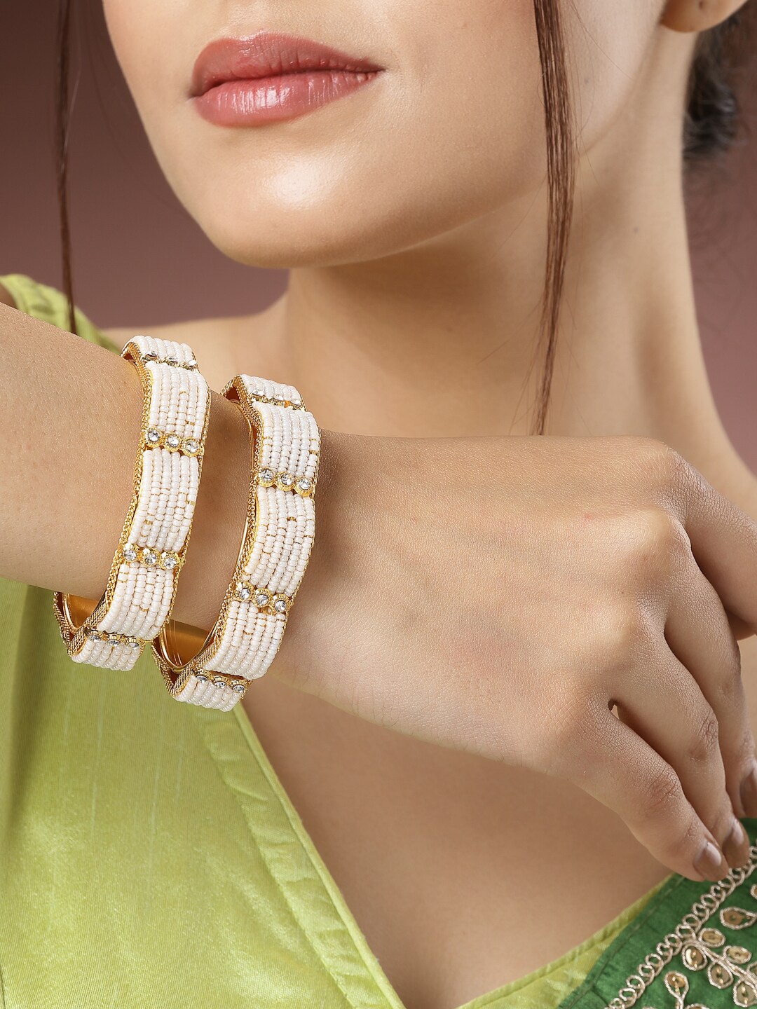 

NVR Set of 2 Gold-Plated Beaded Bangles