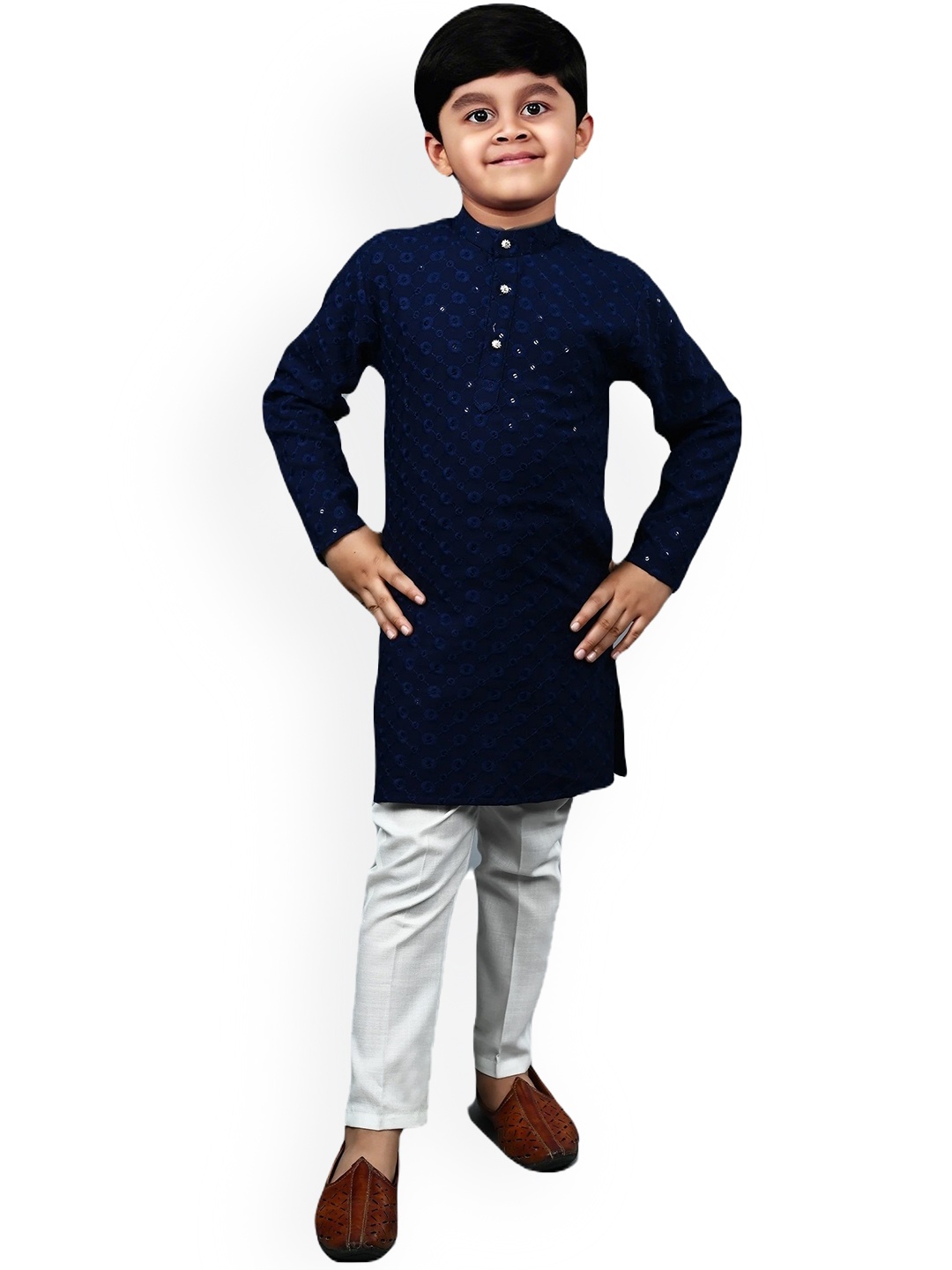 

BAESD Boys Ethnic Motifs Embroidered Mandarin Collar Sequinned Straight Kurta With Pyjama, Navy blue