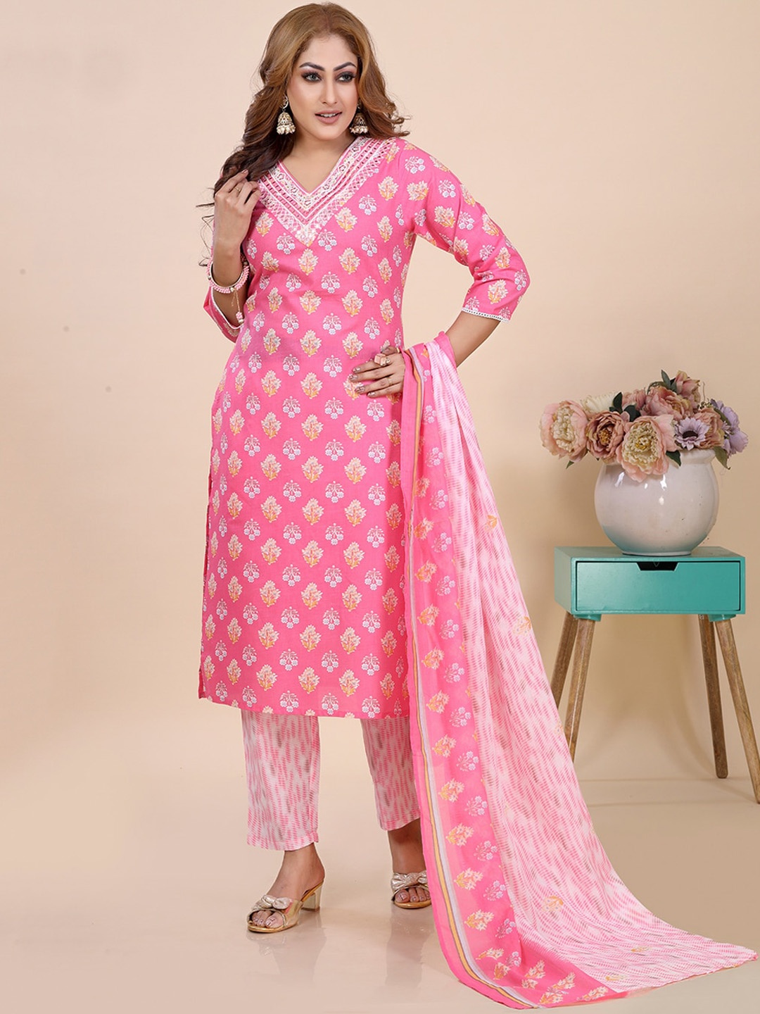 

Amchoor Floral Printed V-Neck Three-Quarter Sleeves Straight Kurta with Trousers & Dupatta, Pink