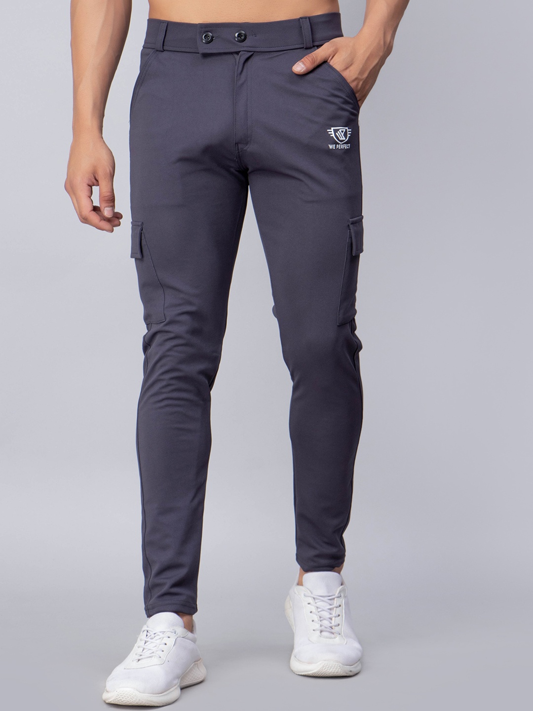

WE PERFECT Men Relaxed Mid-Rise Cotton Dry Fit Cargos Trousers, Grey