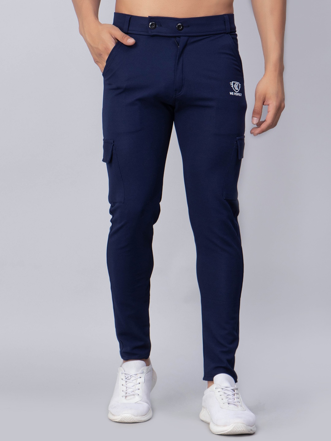 

WE PERFECT Men Relaxed Mid-Rise Regular Fit Cotton Cargos Trousers, Navy blue