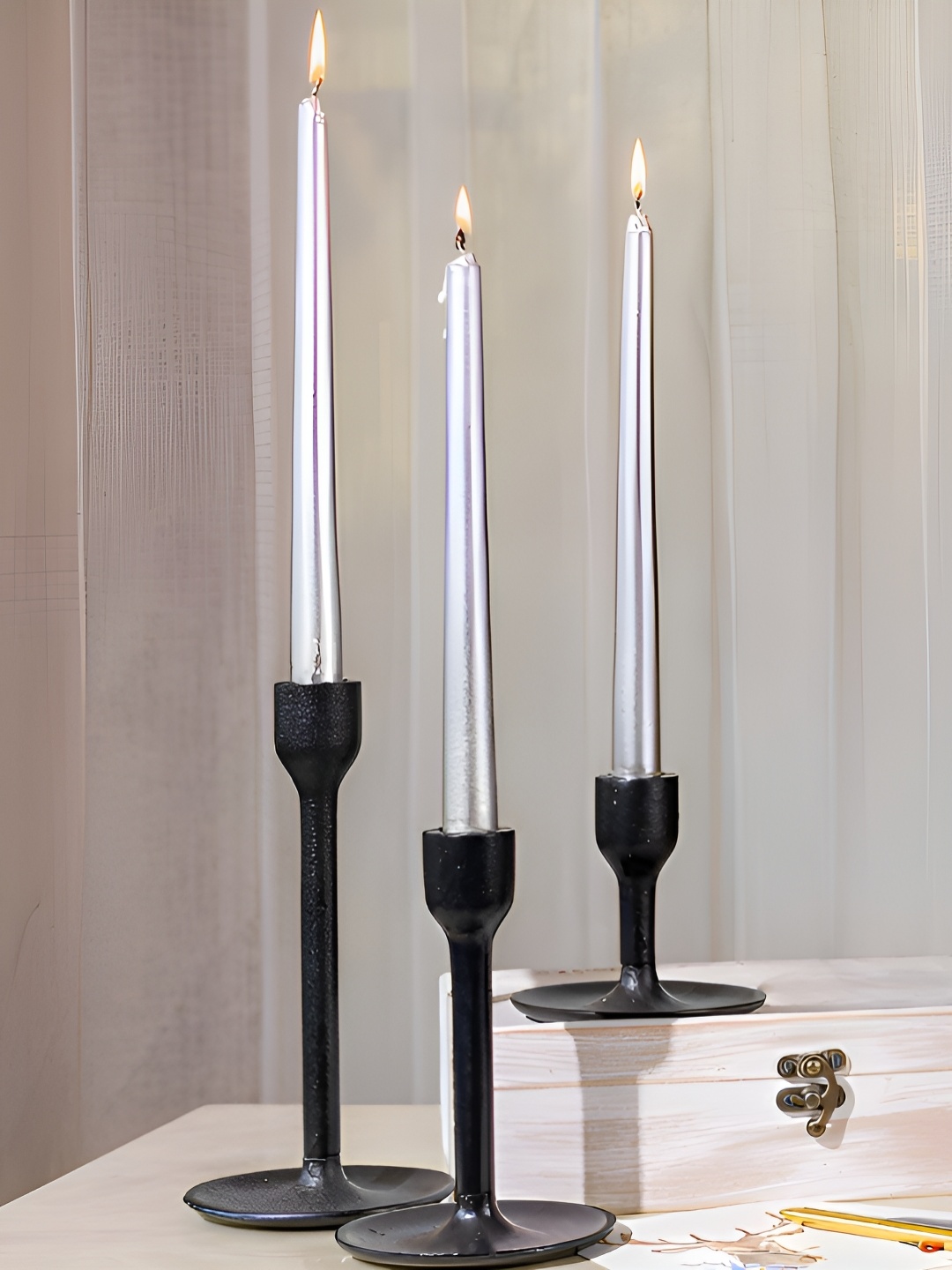 

Artstory Ventures Black 3 Pieces Candle Holder