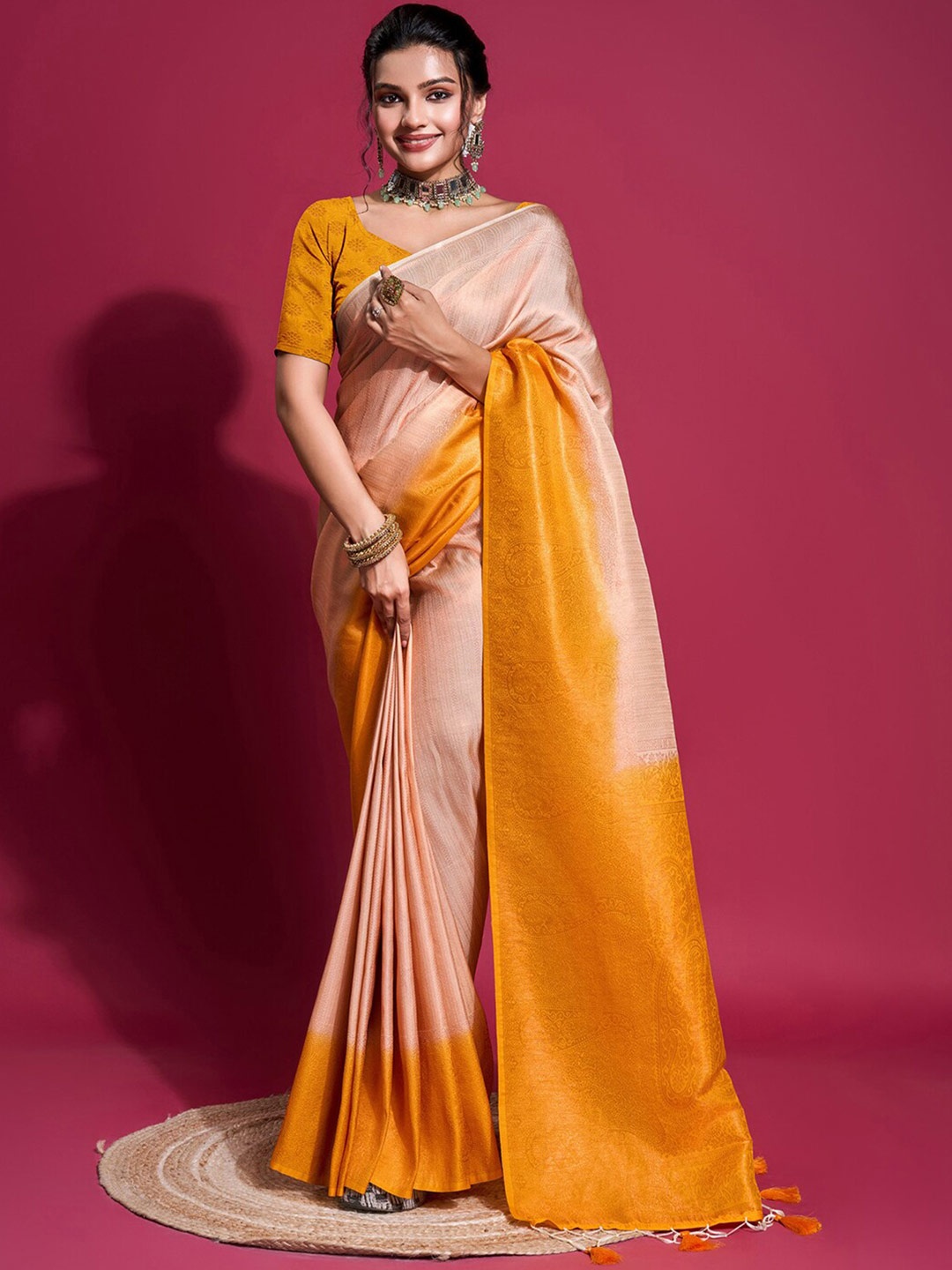 

Mitera Ethnic Motifs Woven Design Zari Banarasi Saree, Cream