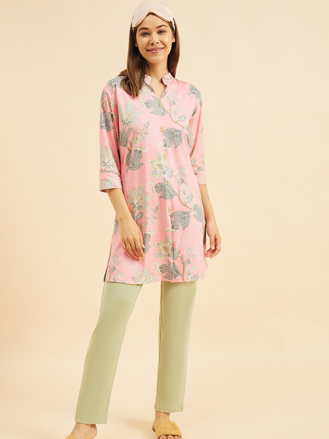 

Sweet Dreams Pink Printed Night Suit