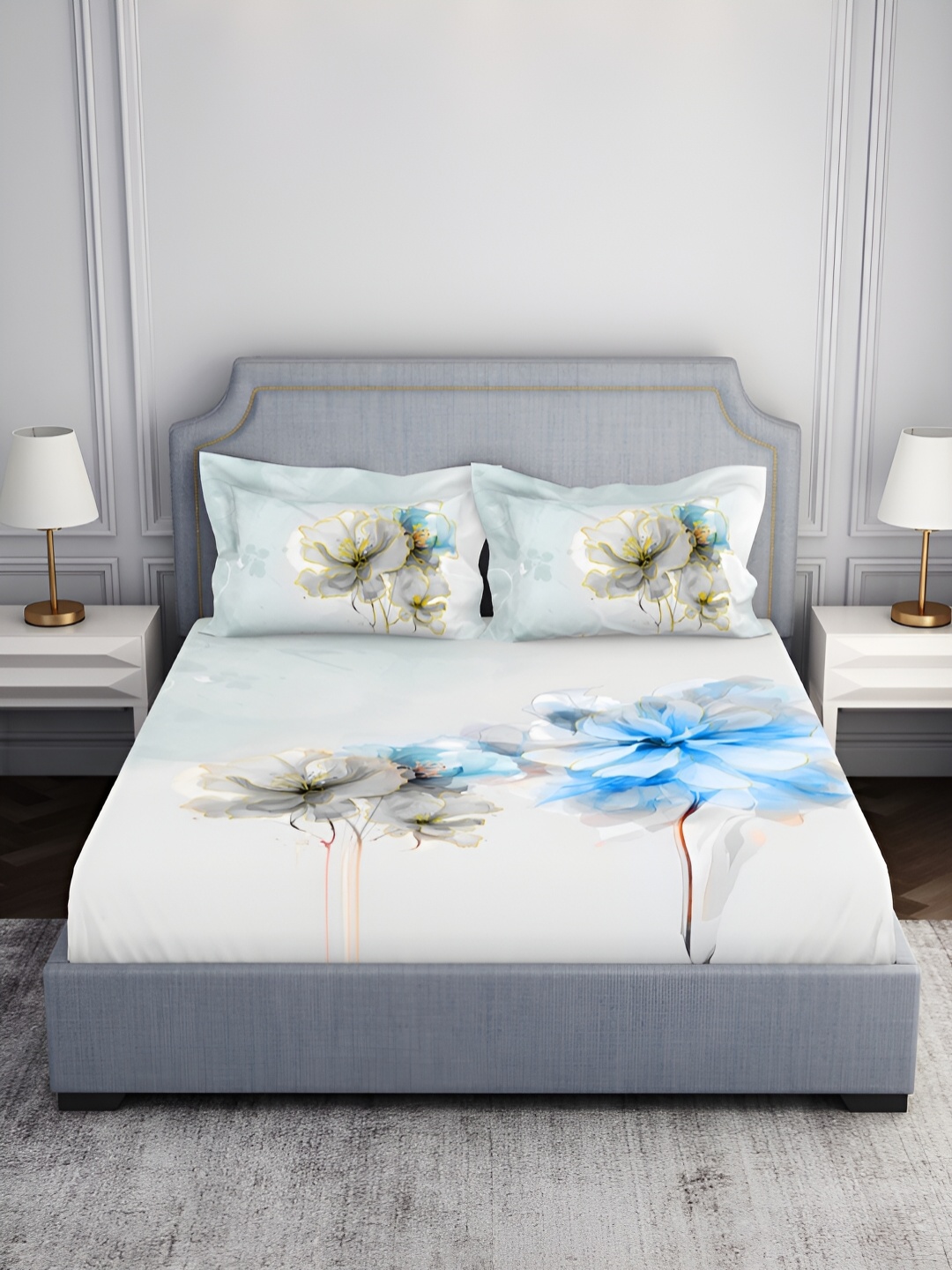 

SPACES Blue & White Floral Cotton 210 TC King Bedsheet with 2 Pillow Covers