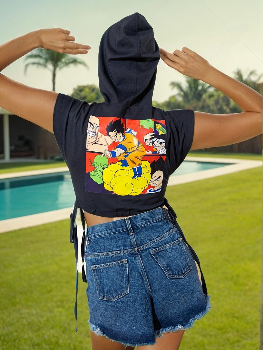 

HERSHEINBOX Black Tribal Printed Hooded Extended Sleeves Cotton Crop Top