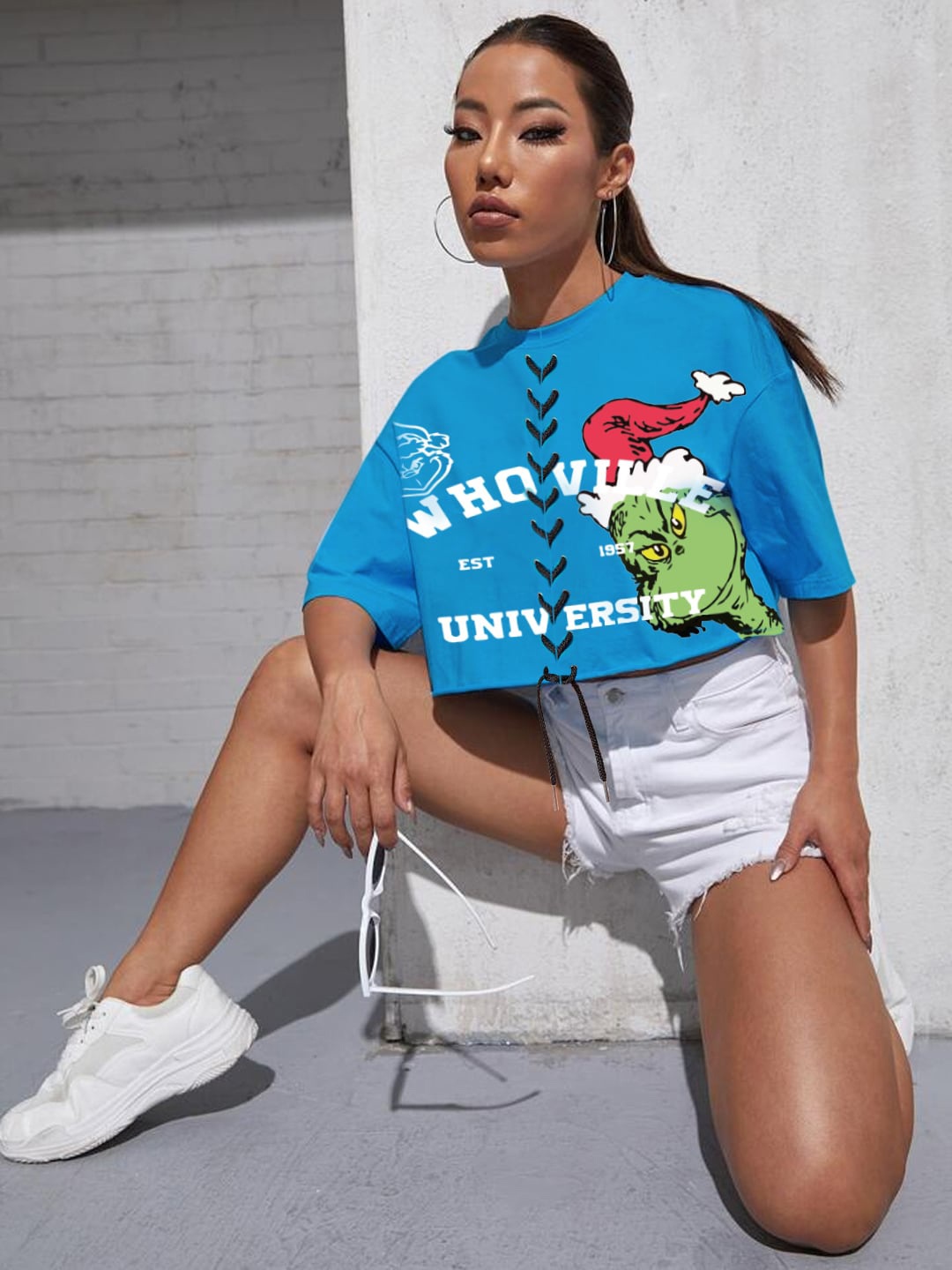 

HERSHEINBOX Blue Graphic Print Pure Cotton Crop Top