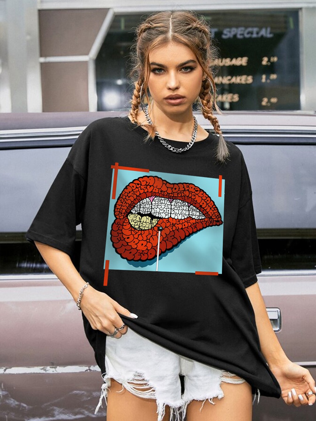 

HERSHEINBOX Printed Round Neck Three-Quarter Sleeves Cotton T-shirt, Black