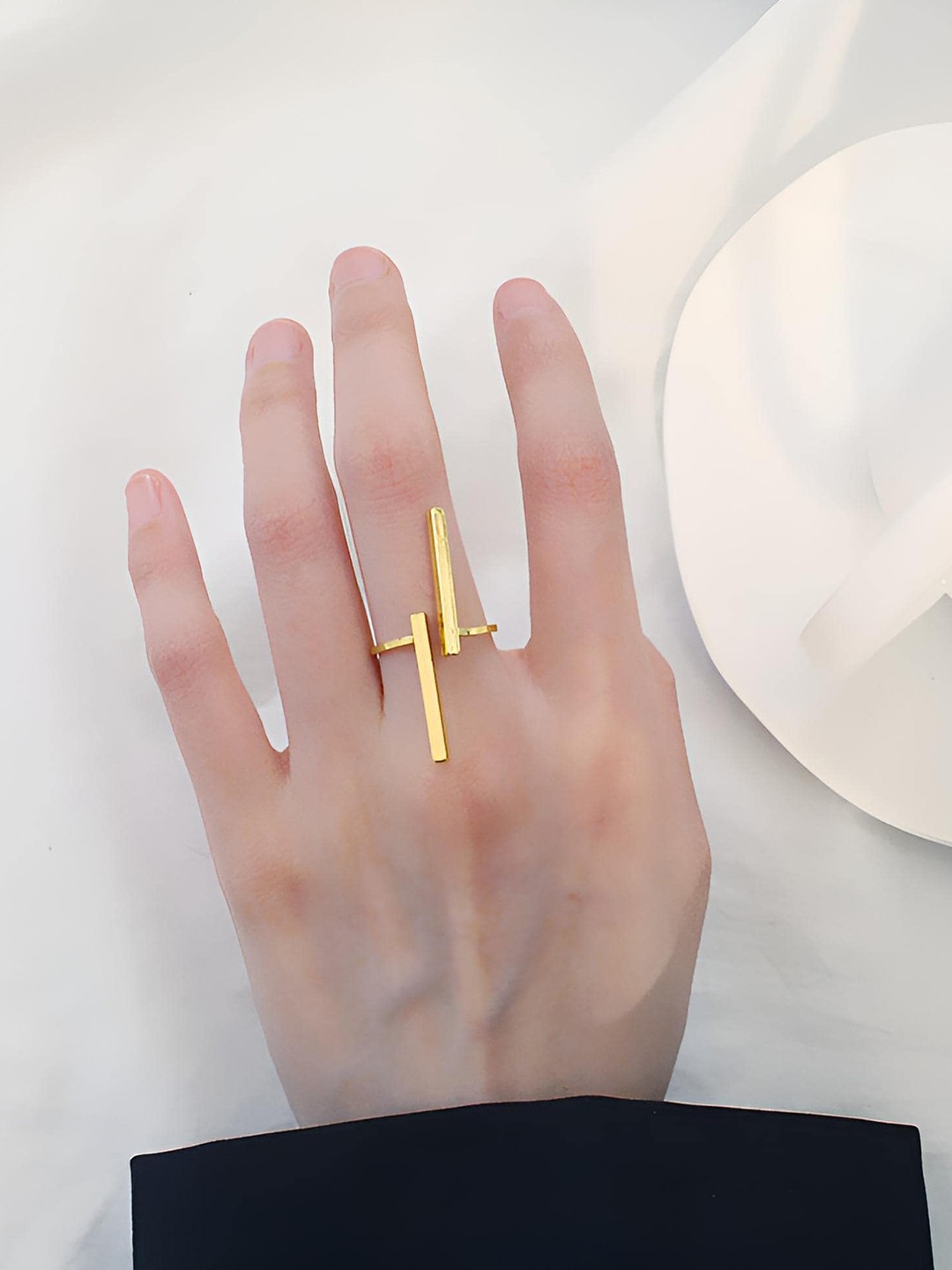 

Goho Adjustable Finger Ring, Gold