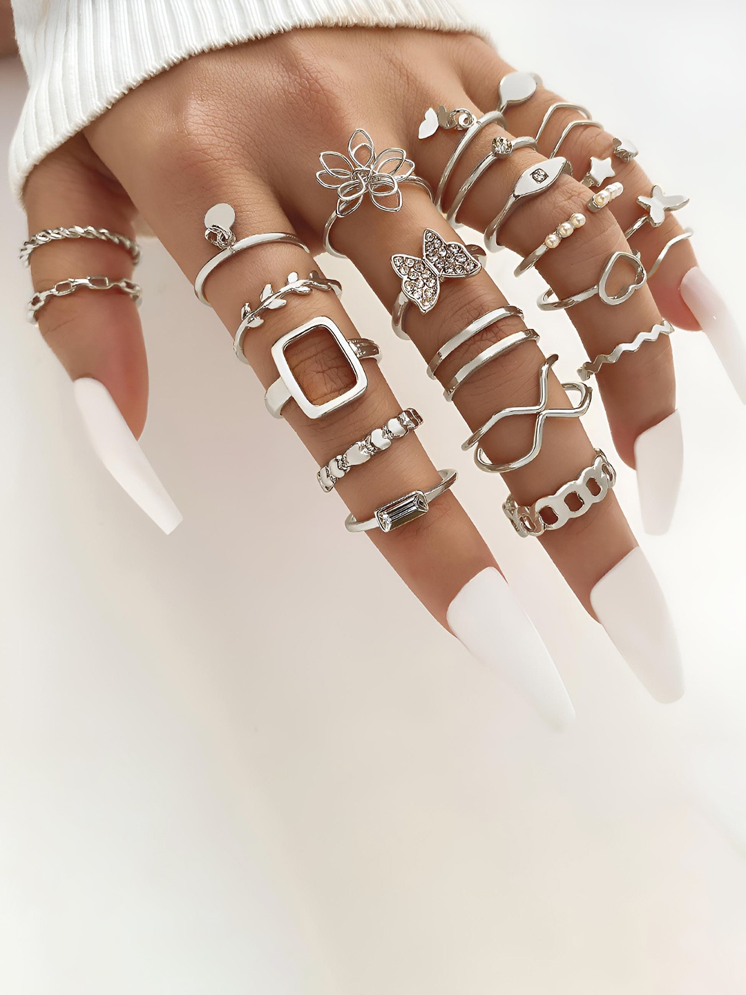 

Goho Set Of 22 Finger Rings, Silver