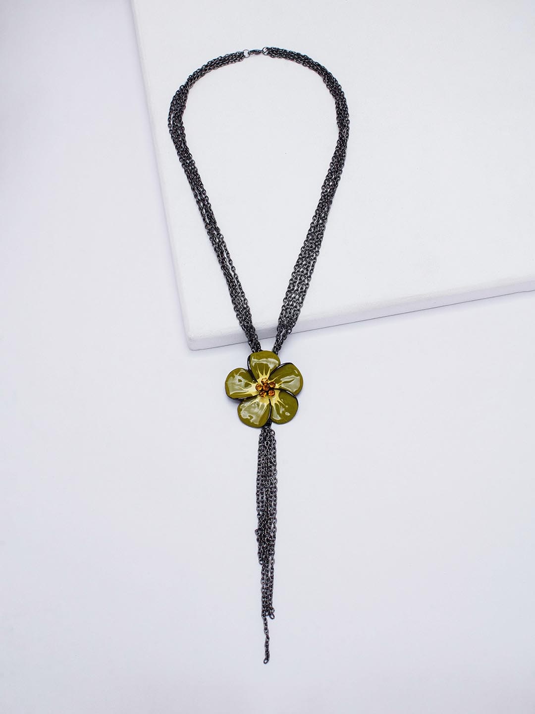 

Rhea Crystals Stone Studded Necklace, Green