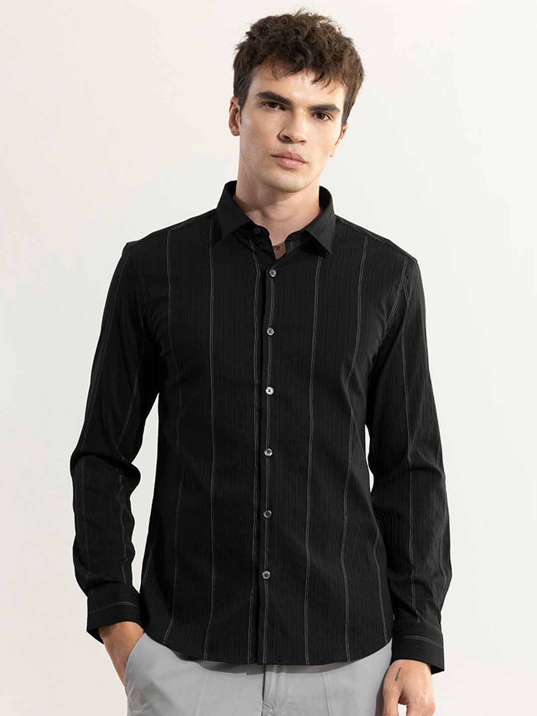 

Snitch Classic Slim Fit Tartan Checks Striped Spread Collar Casual Shirt, Black