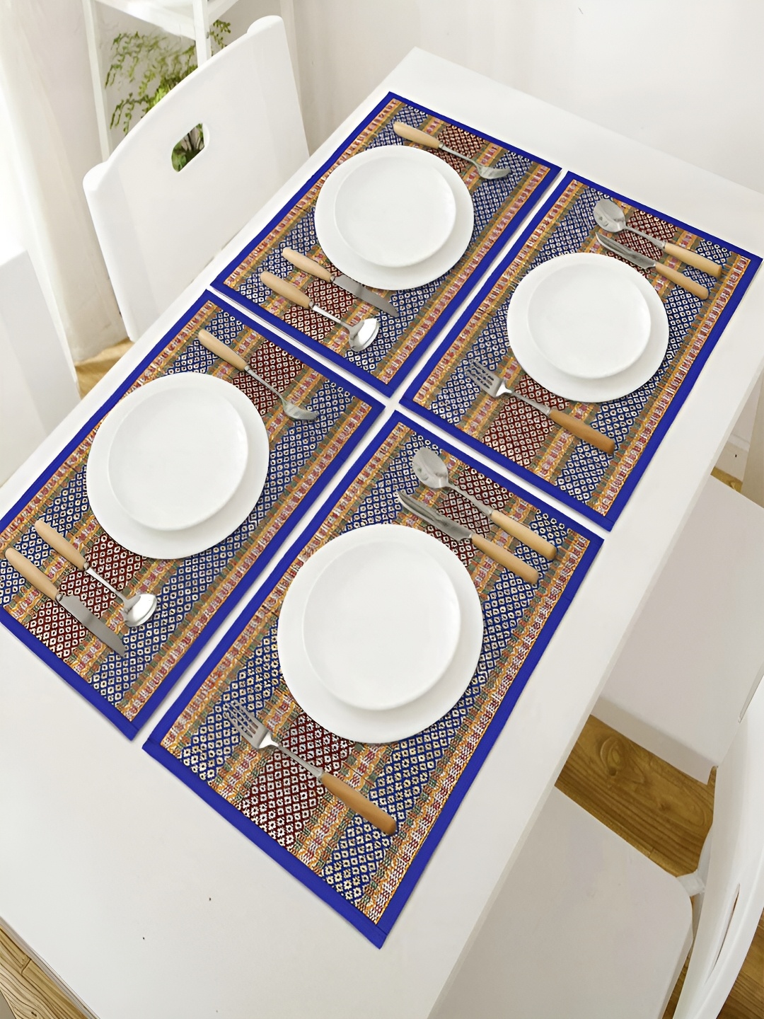 

HOKIPO Madurkathi 4 Pieces Red & Blue Geometric Table Placemats